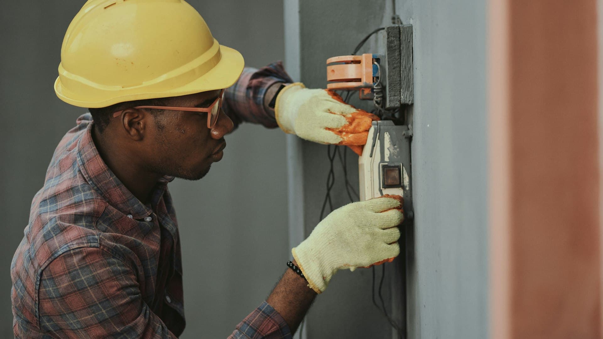 Professional electrical work - G3 Electric